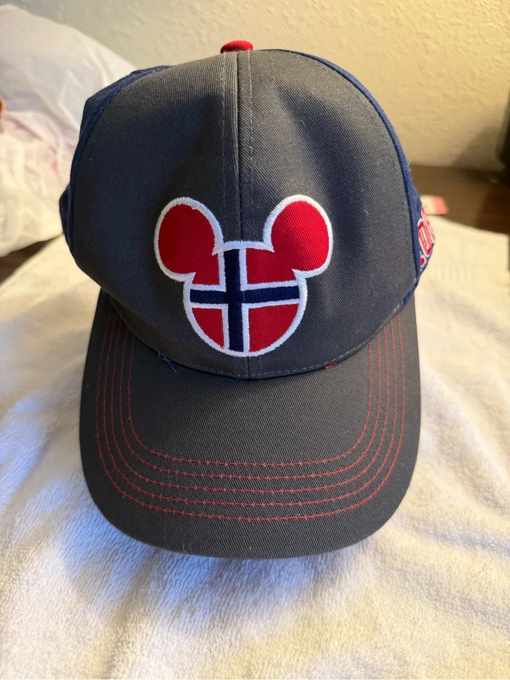 Disney Epcot Norway “Norge” Mickey Cap Hat